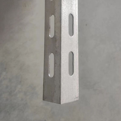 Pre-Punched Metall Schlittenwinkel Eisenbalkenstange L-förmige ODM