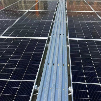 ODM Nachhaltiges Aluminium Solardachgängegebäude für den Zugang zum Außendach