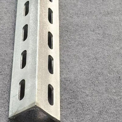 Perforierter Stahl Eisenwinkel Kanalbalken-Stützbalkenprofil Schwerlast