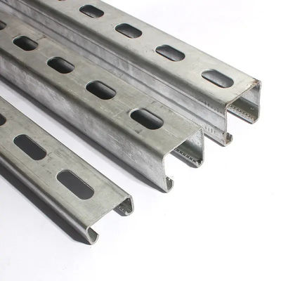 Perforierte Metallverstärkung Kaltgewalztes Kanal C-förmiges Balken JIS G3101 Normen