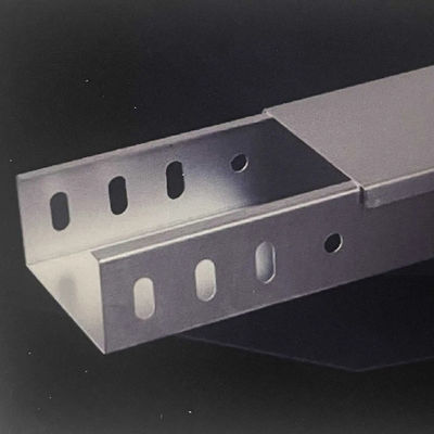 Hot Dip Galvanized Hdgi Kabeltheater Pulver beschichtet Stahlleiter Rennstrecke Trough Typ